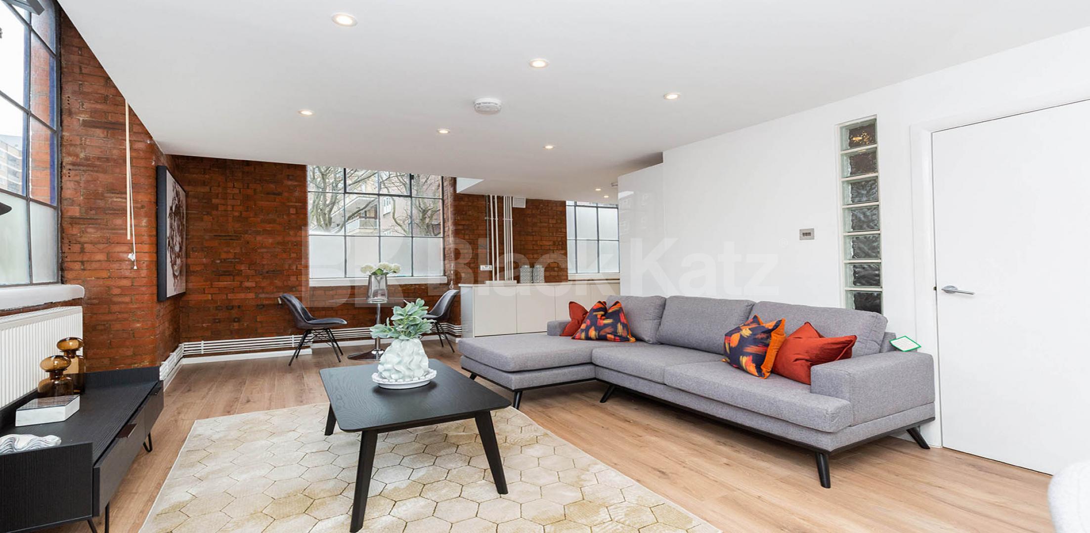 			WAREHOUSE CONVERSION , 1 Bedroom, 1 bath, 1 reception Apartment			 Dove Road, CANONBURY-ISLINGTON